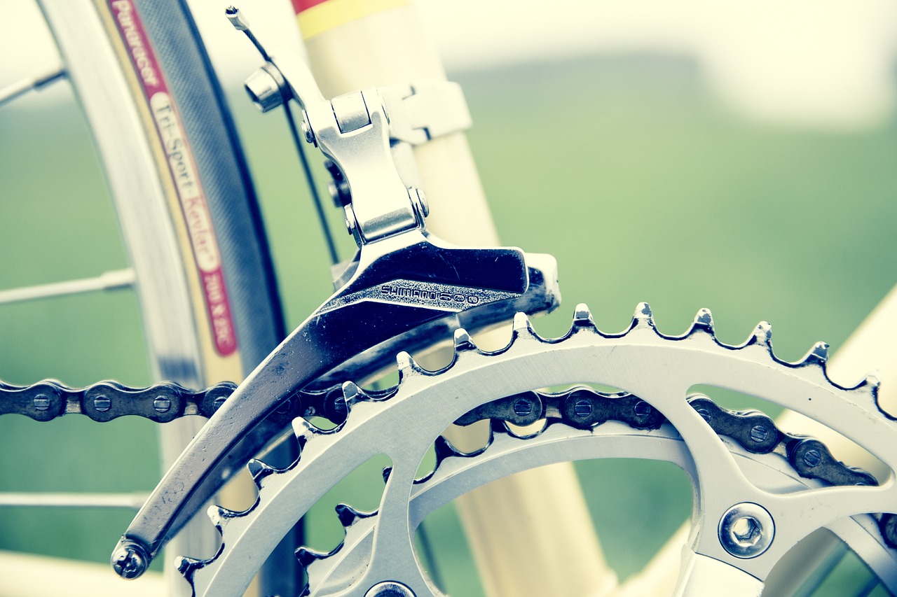 services-05 road bike, gear, vintage, bottom bracket, close up, chain, bicycle, technology, circuit, bicycle, bicycle, bicycle, bicycle, bicycle
