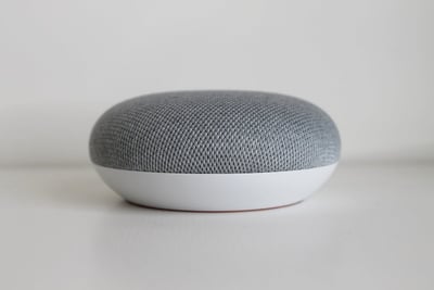 Les assistants vocaux écoutent-ils vraiment tout ce que l’on dit ?